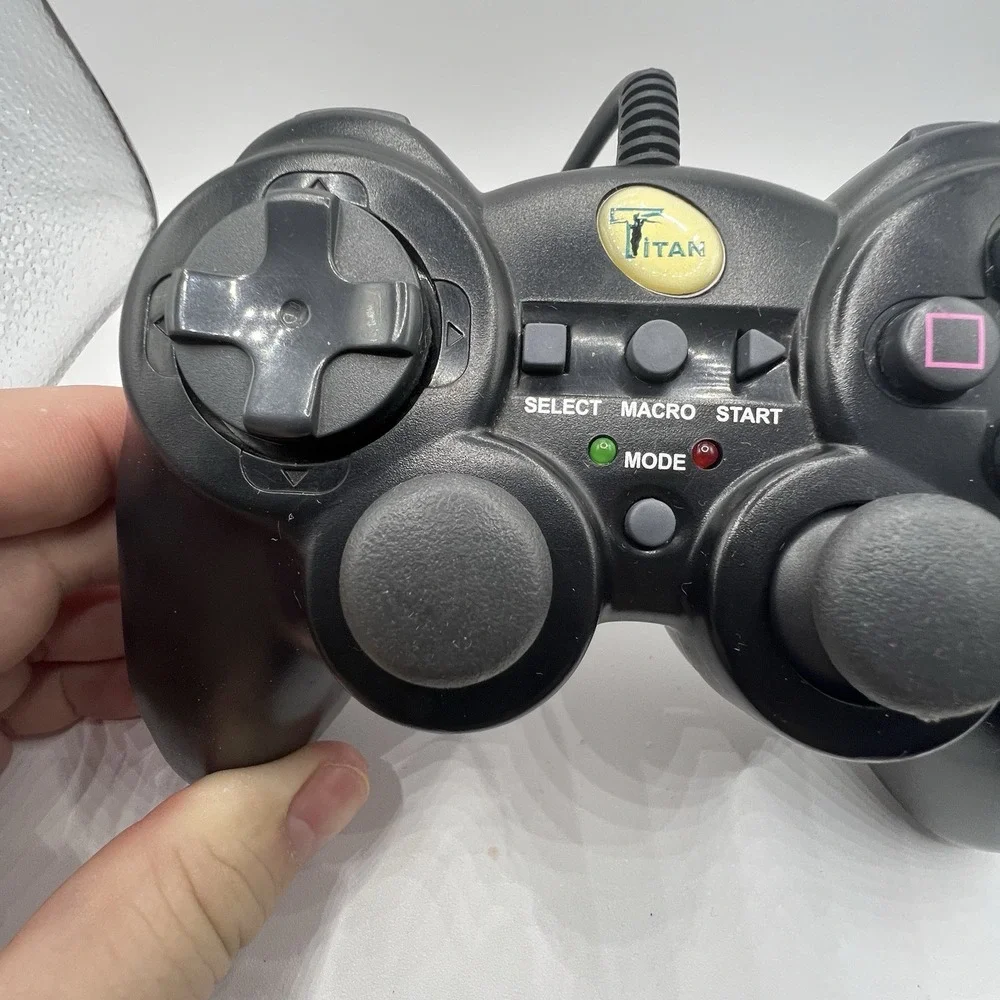 Titan Playstation 1 & 2 Advanced Wired Black Controller PS1 PS2 Tested & Working